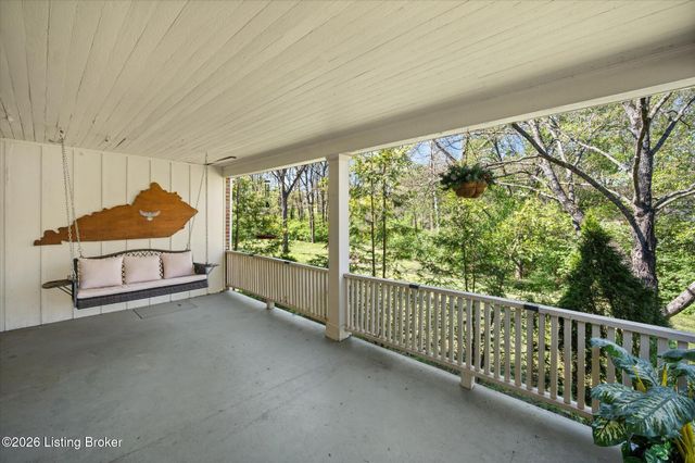 3301 Hunsinger Ln, Louisville, KY 40220