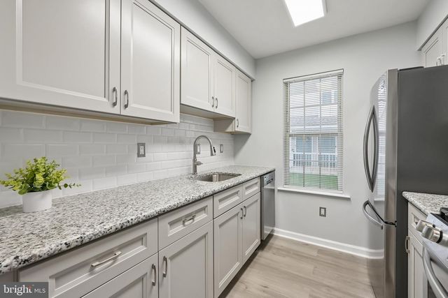 901-A WHARTON RD, Mount Laurel, NJ 08054