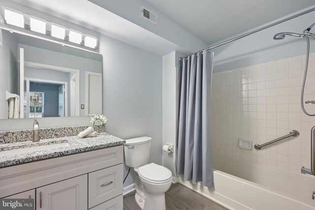 901-A WHARTON RD, Mount Laurel, NJ 08054