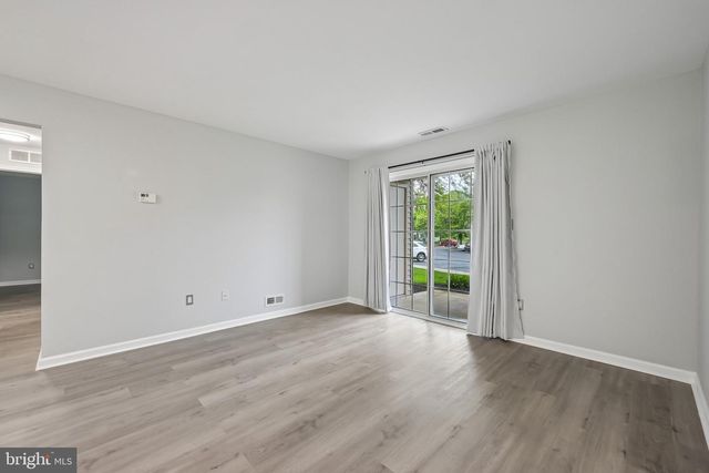 901-A WHARTON RD, Mount Laurel, NJ 08054