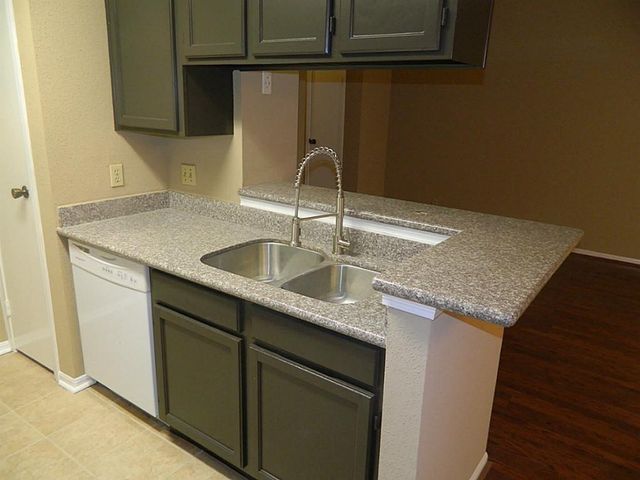 2120 El Paseo Street 2808, Houston, TX 77054