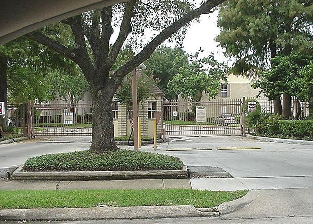 2120 El Paseo Street 2808, Houston, TX 77054