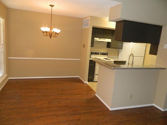 2120 El Paseo Street 2808, Houston, TX 77054