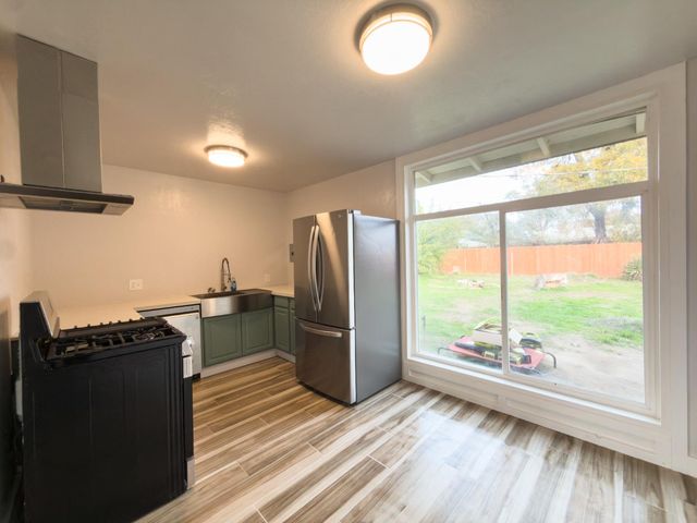 2473 S Boyd Avenue, Fresno, CA 93725