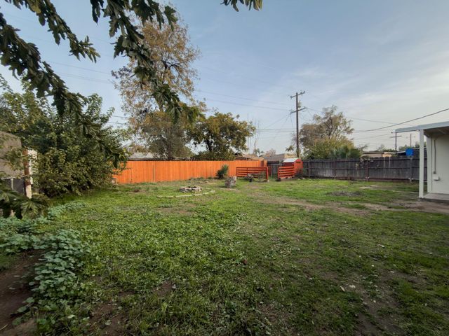 2473 S Boyd Avenue, Fresno, CA 93725