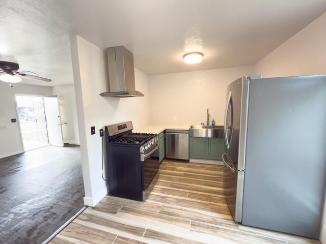 2473 S Boyd Avenue, Fresno, CA 93725