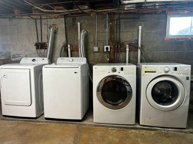 105 Groveland St 2, Haverhill, MA 01830