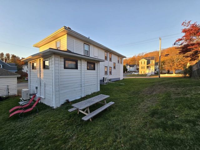 105 Groveland St 2, Haverhill, MA 01830