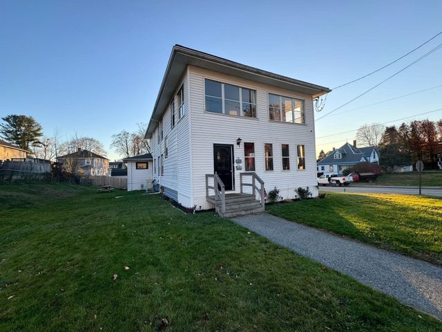 105 Groveland St 2, Haverhill, MA 01830