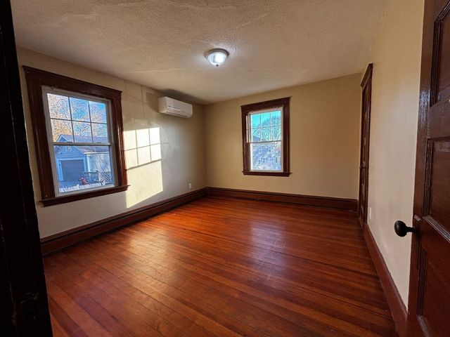 105 Groveland St 2, Haverhill, MA 01830