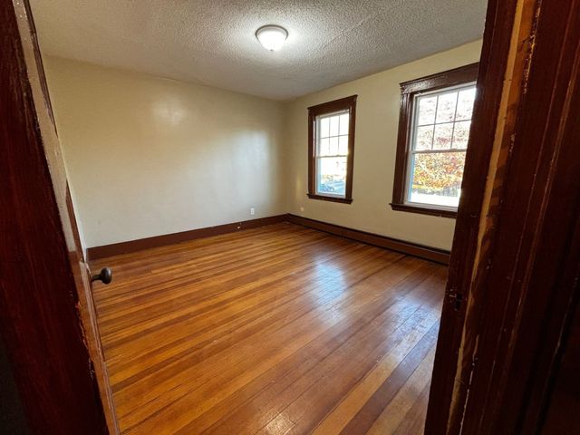 105 Groveland St 2, Haverhill, MA 01830
