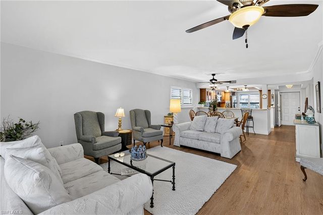 4244 SE 20th PL # 116, Cape Coral, FL 33904