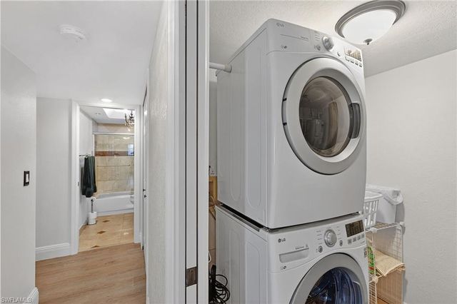 4244 SE 20th PL # 116, Cape Coral, FL 33904