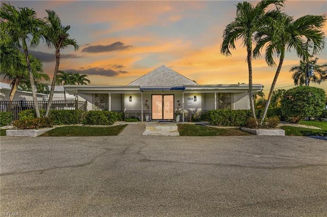 4244 SE 20th PL # 116, Cape Coral, FL 33904