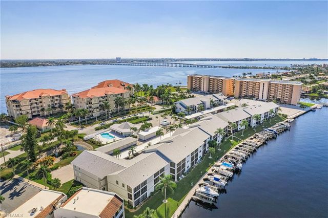 4244 SE 20th PL # 116, Cape Coral, FL 33904