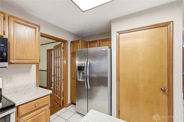 270 Lakeside Drive, Springboro, OH 45066