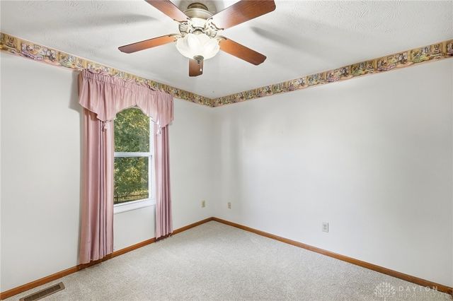 270 Lakeside Drive, Springboro, OH 45066