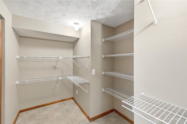 270 Lakeside Drive, Springboro, OH 45066