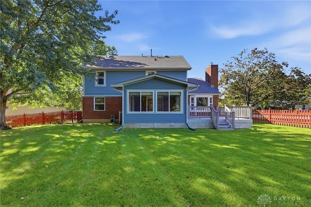 270 Lakeside Drive, Springboro, OH 45066