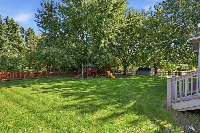 270 Lakeside Drive, Springboro, OH 45066