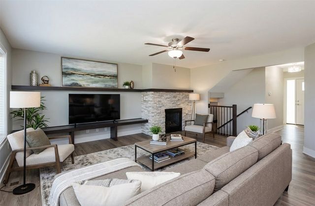 950 Cedar Street, Waukee, IA 50263