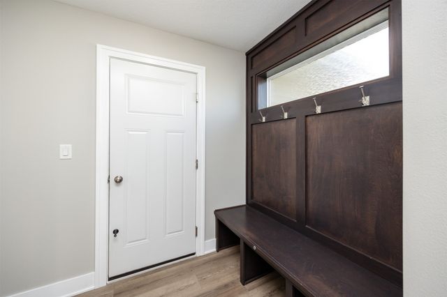 950 Cedar Street, Waukee, IA 50263