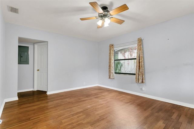 1700 FERRIS AVENUE, Orlando, FL 32803