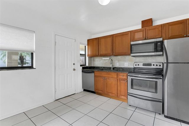 1700 FERRIS AVENUE, Orlando, FL 32803