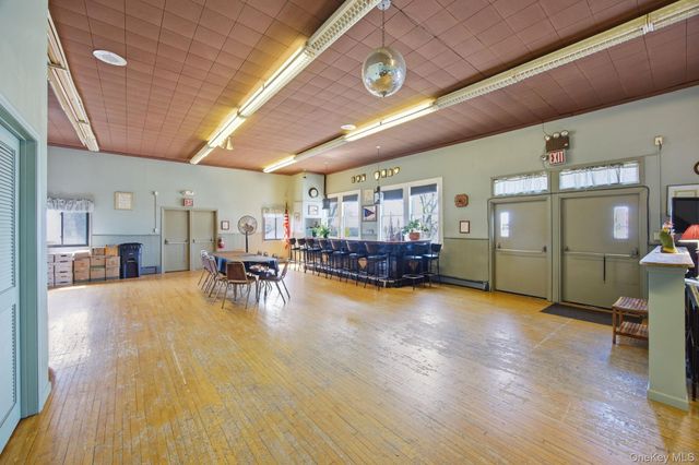 1 Merit Court, Brooklyn, NY 11229