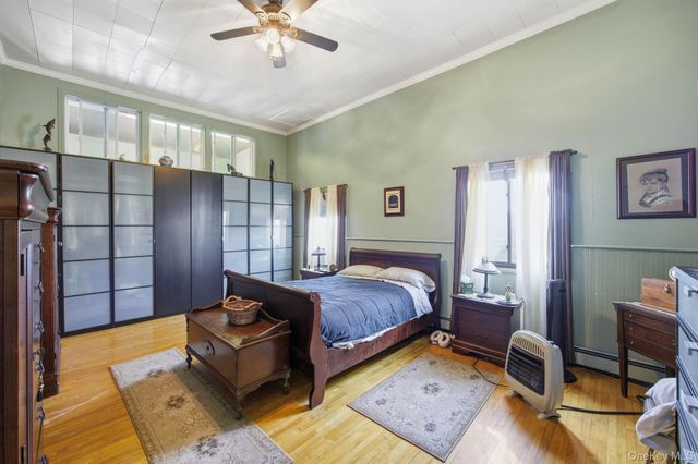 1 Merit Court, Brooklyn, NY 11229