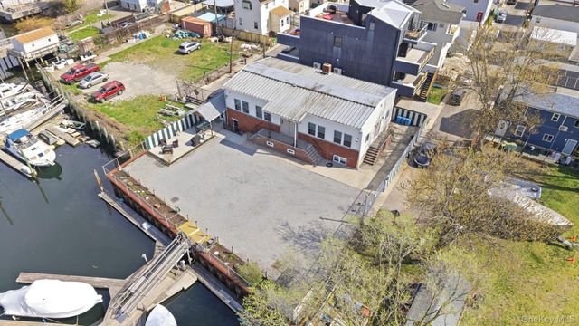 1 Merit Court, Brooklyn, NY 11229