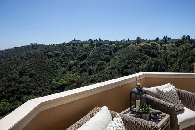 5 Poppy Lane, San Carlos, CA 94070