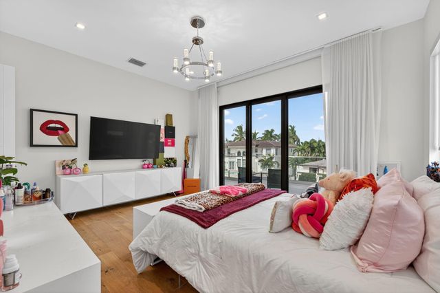 785 NE 70th Street, Boca Raton, FL 33487