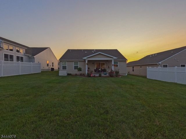 18 Lam Drive, Hardyston Twp., NJ 07419