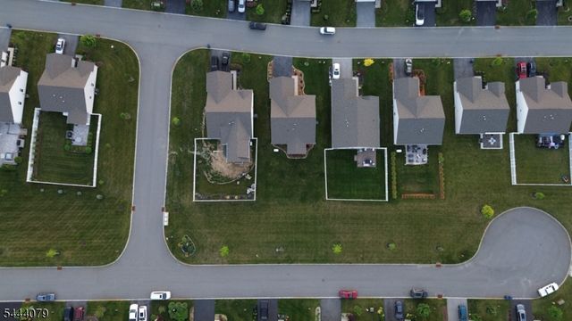 18 Lam Drive, Hardyston Twp., NJ 07419