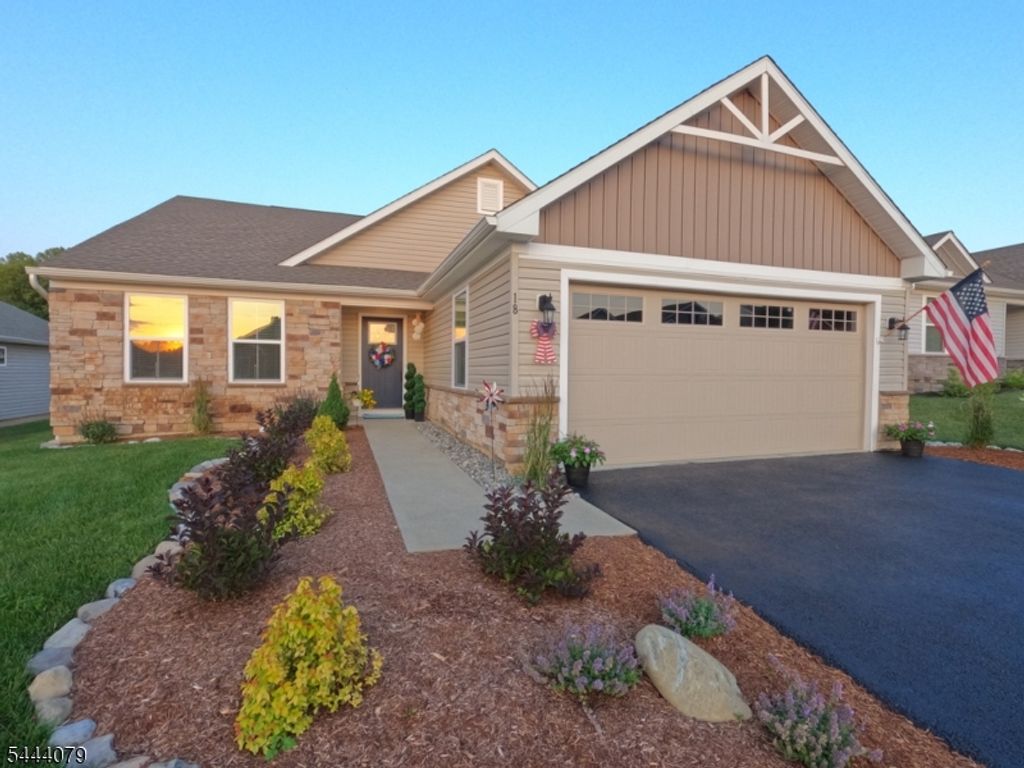 18 Lam Drive, Hardyston Twp., NJ 07419