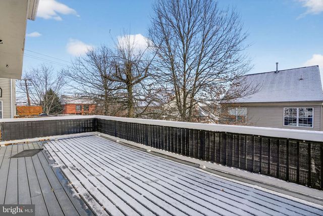 2502 18TH ST NE, Washington, DC 20018