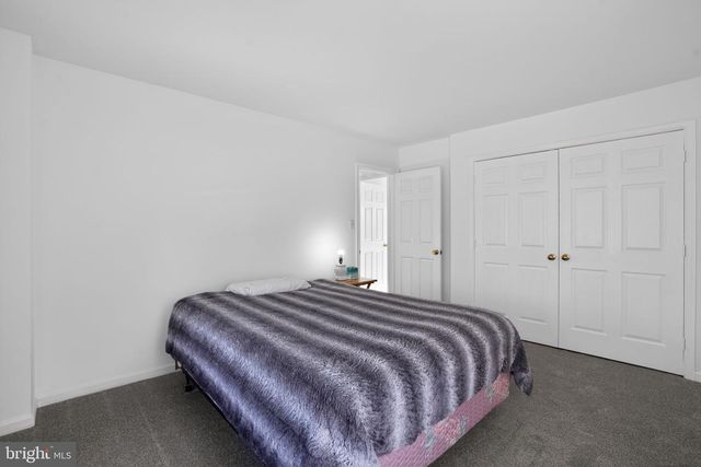 2502 18TH ST NE, Washington, DC 20018