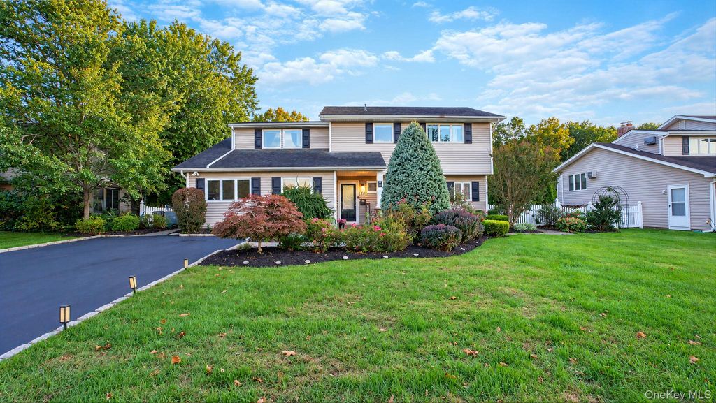 26 Glen Lane, Kings Park, NY 11754 — photo 2