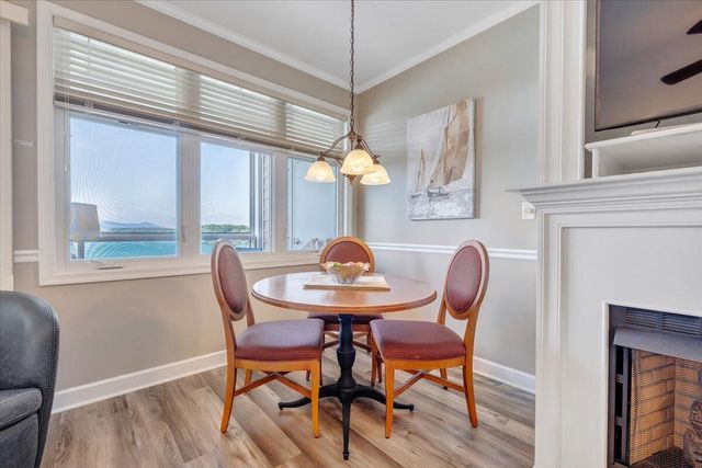 1273 Graves Harbor Trl Apt 347, Huddleston, VA 24104