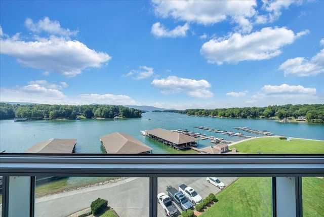 1273 Graves Harbor Trl Apt 347, Huddleston, VA 24104