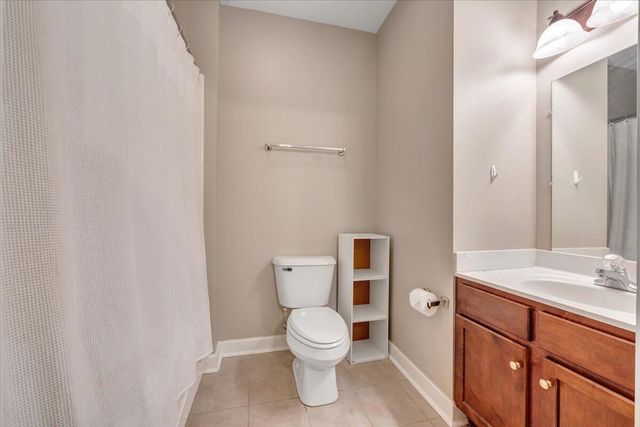 1273 Graves Harbor Trl Apt 347, Huddleston, VA 24104