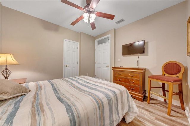 1273 Graves Harbor Trl Apt 347, Huddleston, VA 24104