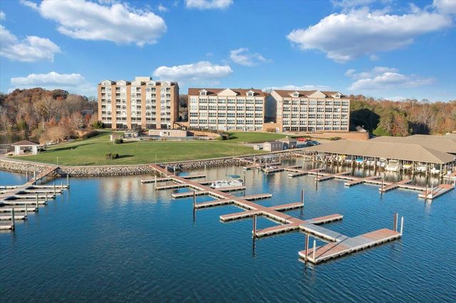 1273 Graves Harbor Trl Apt 347, Huddleston, VA 24104