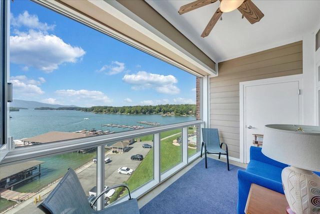 1273 Graves Harbor Trl Apt 347, Huddleston, VA 24104