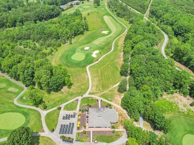 1273 Graves Harbor Trl Apt 347, Huddleston, VA 24104