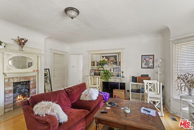 1348 Kellam Avenue, Los Angeles, CA 90026