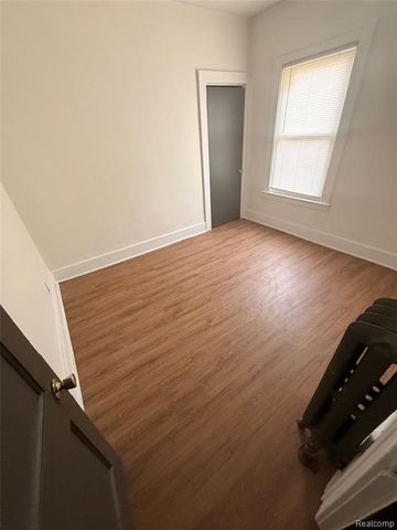 13004 Rosemary Street, Detroit, MI 48213