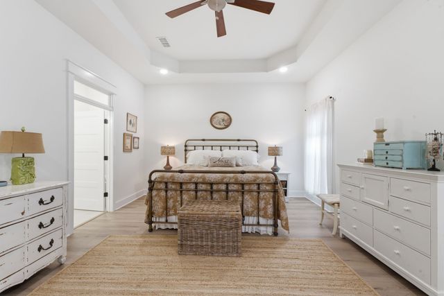 2096 Leamington Ln, Murfreesboro, TN 37130