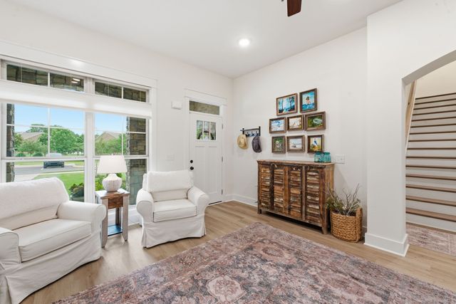 2096 Leamington Ln, Murfreesboro, TN 37130